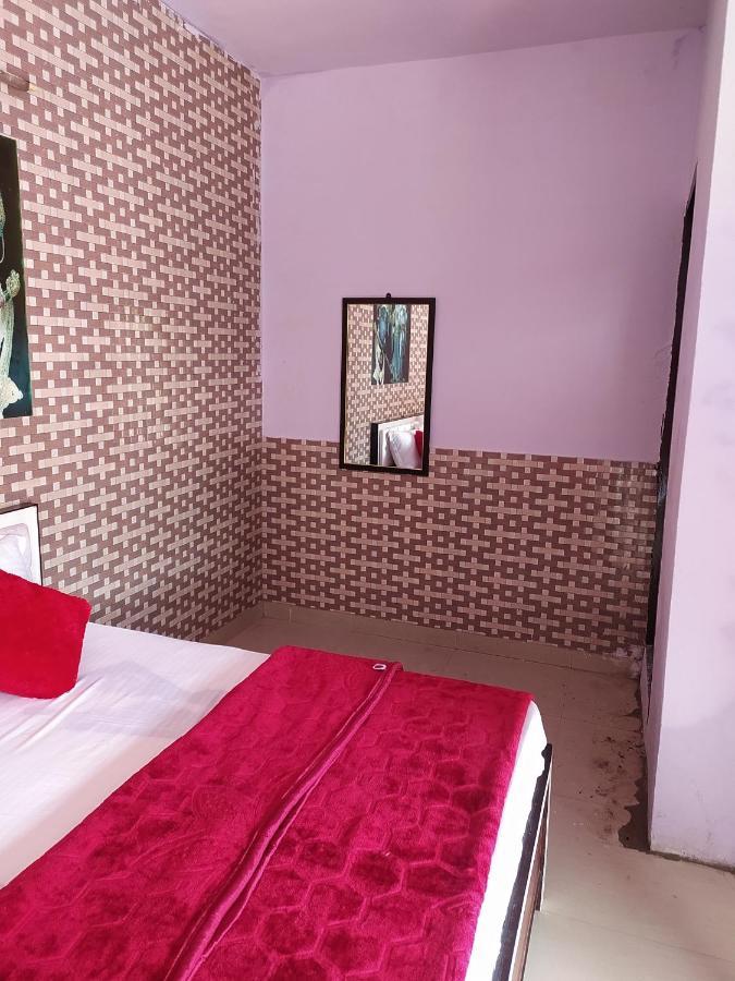 Oyo 82476 Royal Garden Ghaziabad Eksteriør billede