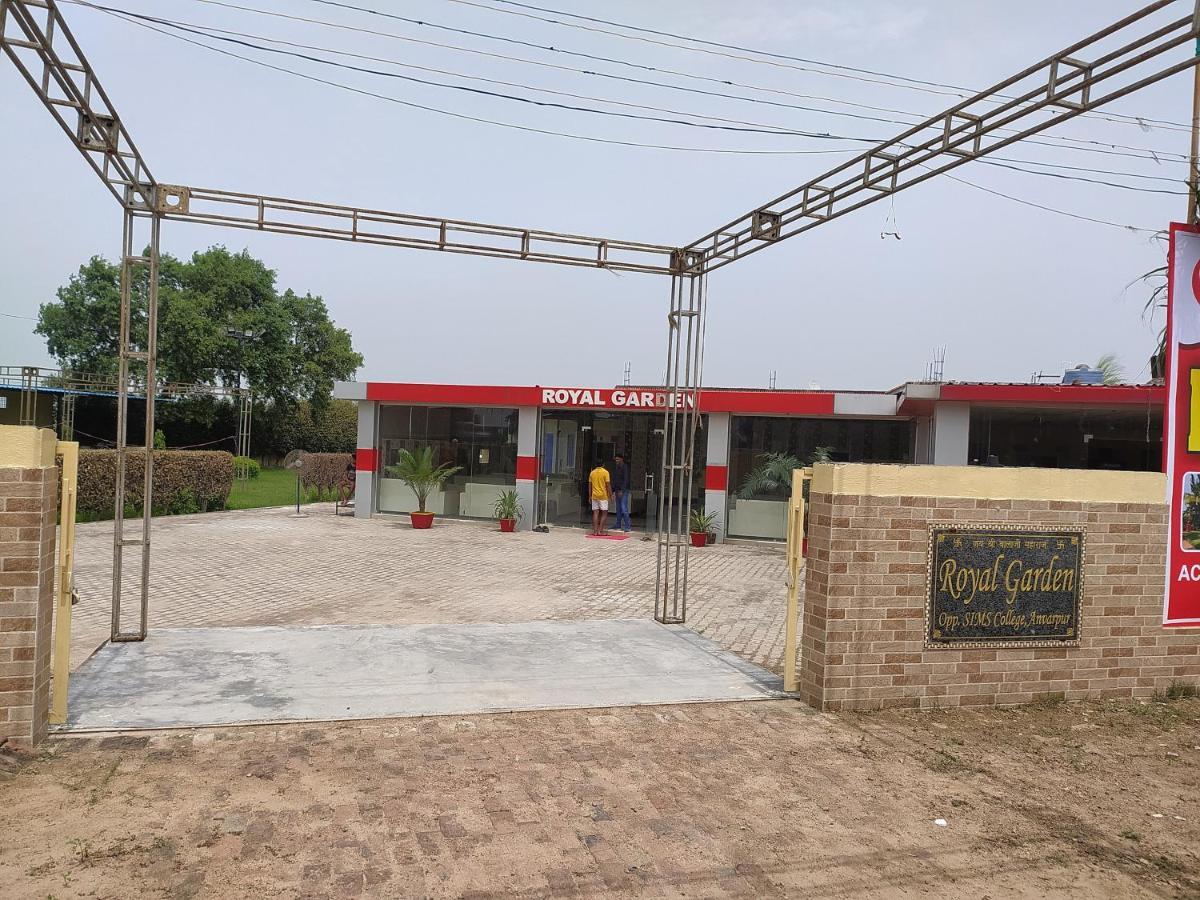 Oyo 82476 Royal Garden Ghaziabad Eksteriør billede